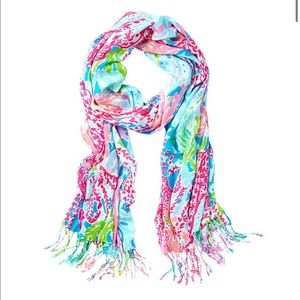 NWOT Lilly Pulitzer Lets Cha Cha Scarf